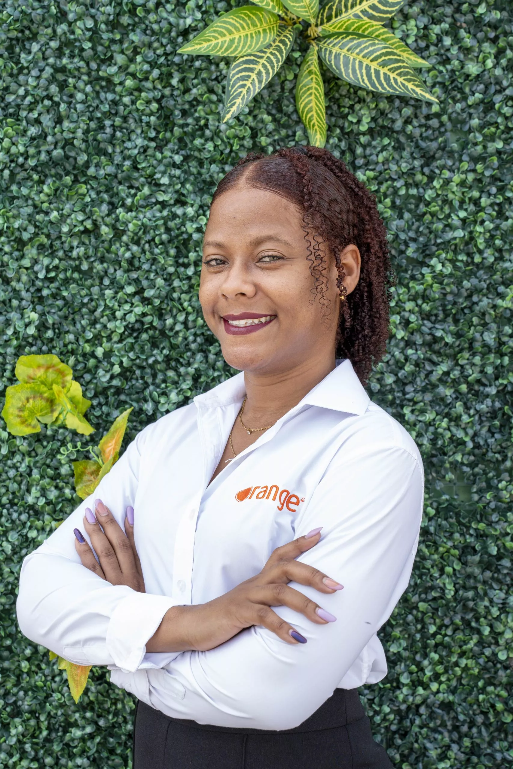Xiara Orange Travel